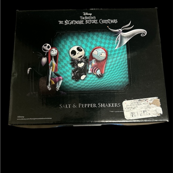 Nightmare Before Christmas Salt And Pepper Shakers - Picture 3 of 3